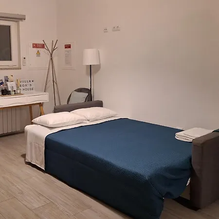 Boas House * كاسترو دير